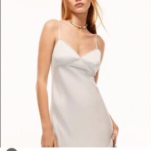 Aritzia Sunday Best Rae slip  - Cream